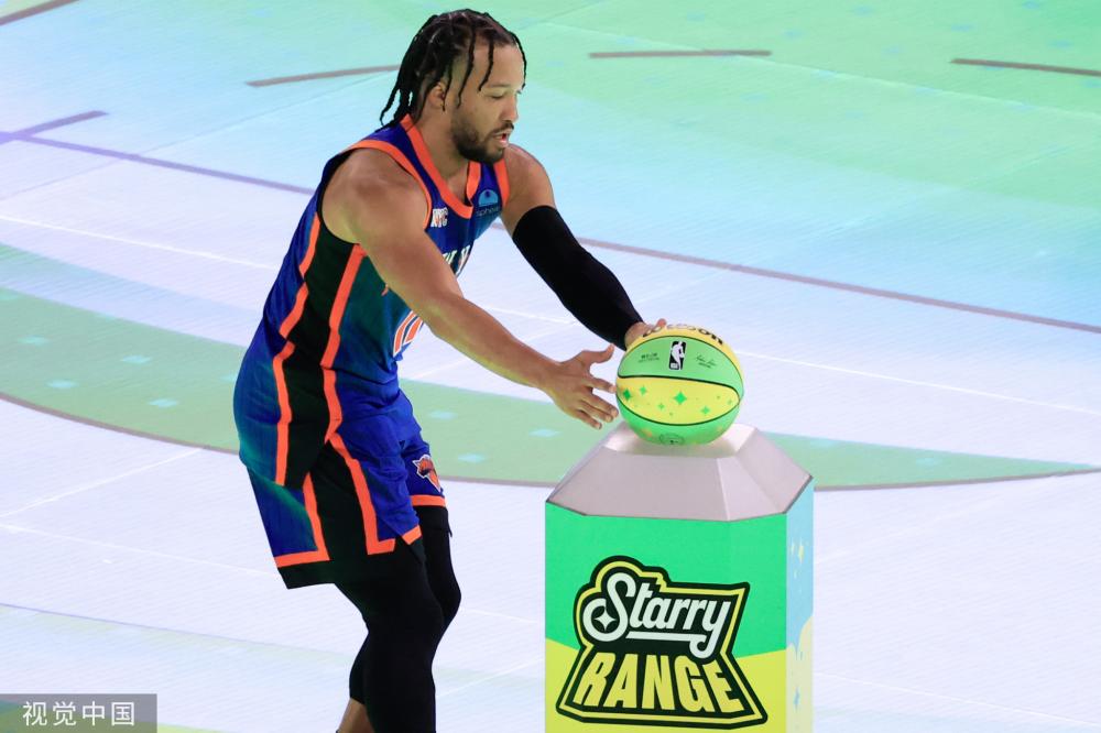 其在足球场 其在足球场