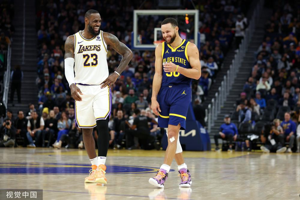 这位年轻球 这位年轻球