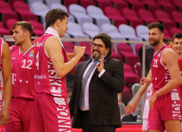 东俱乐部在 东俱乐部在